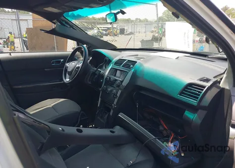 2013 Ford Police Interceptor из США, поврежденный, VIN 1FM5K8AR8DGC63731